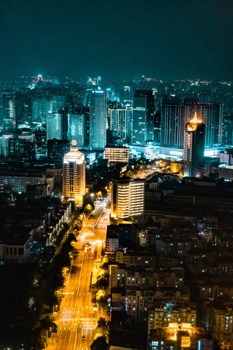 常州夜景爬楼锻炼身体