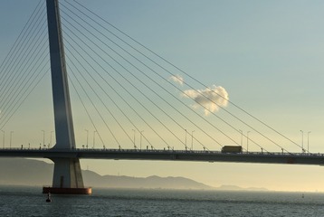 2405551