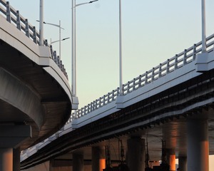 2405536