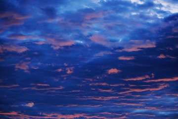 31F4BD2F-39A0-452A-84CD-1C588C0C9C3F/L0/001