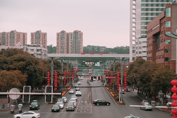 130891