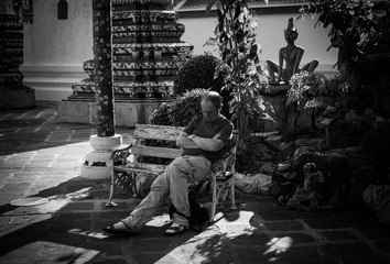 L1001856-1-8