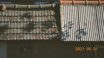 5421057