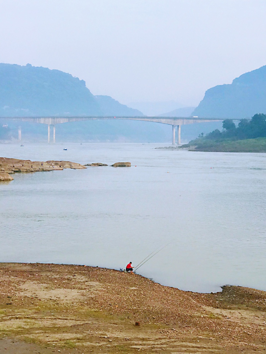 嘉陵江边摄于重庆北碚