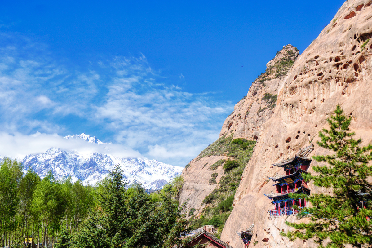 雪山下的信仰马蹄寺
