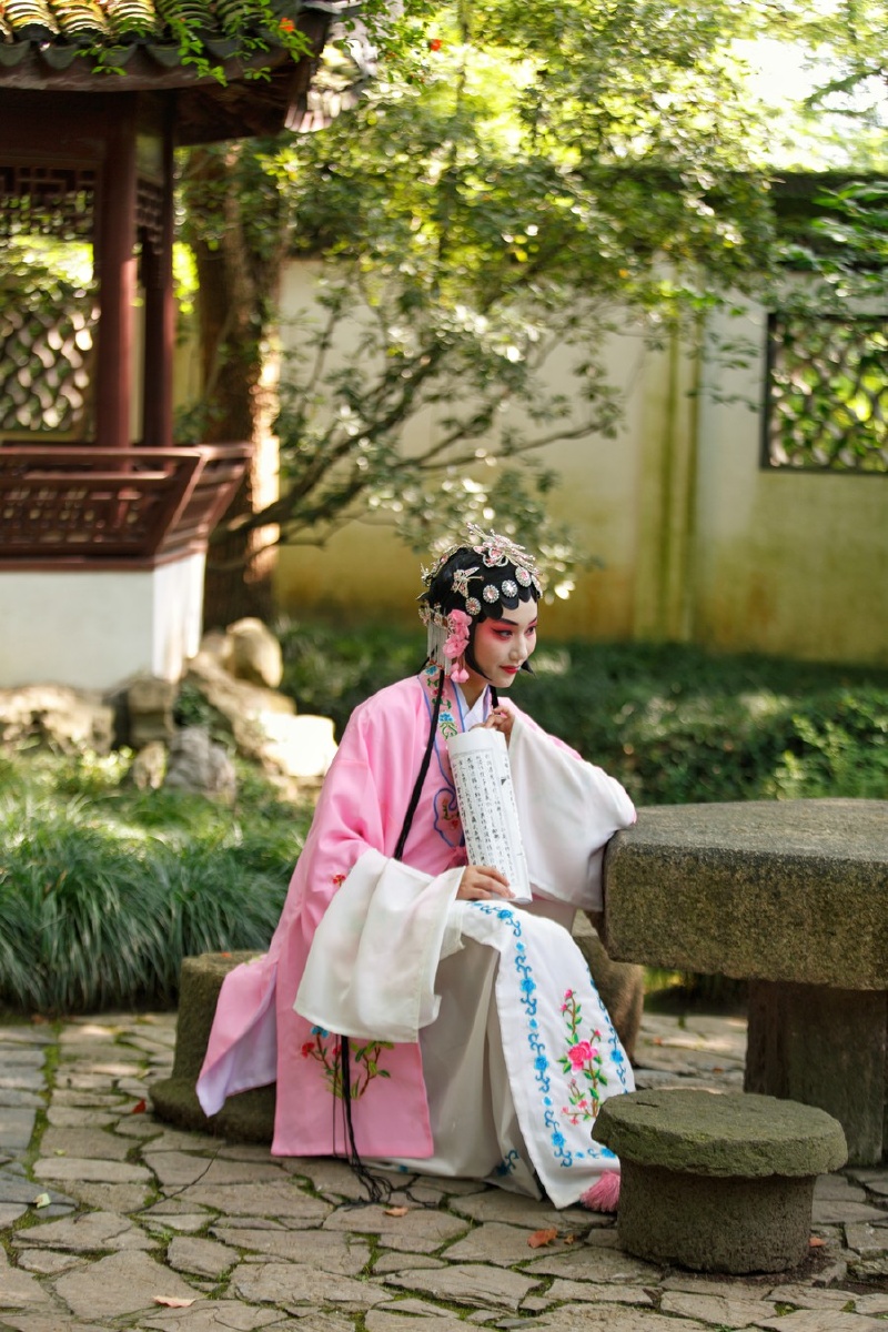 牡丹亭模特瑶瑶摄影国梁