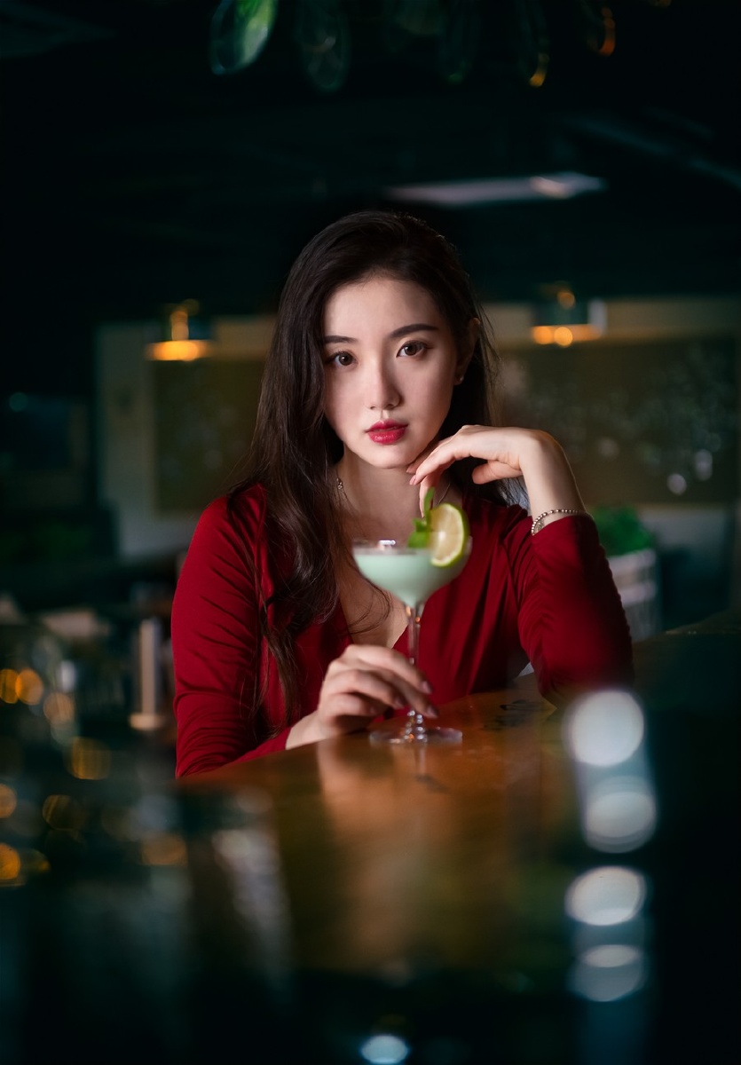 红衣女郎模特小麻花摄影黄老邪