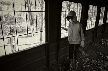 001