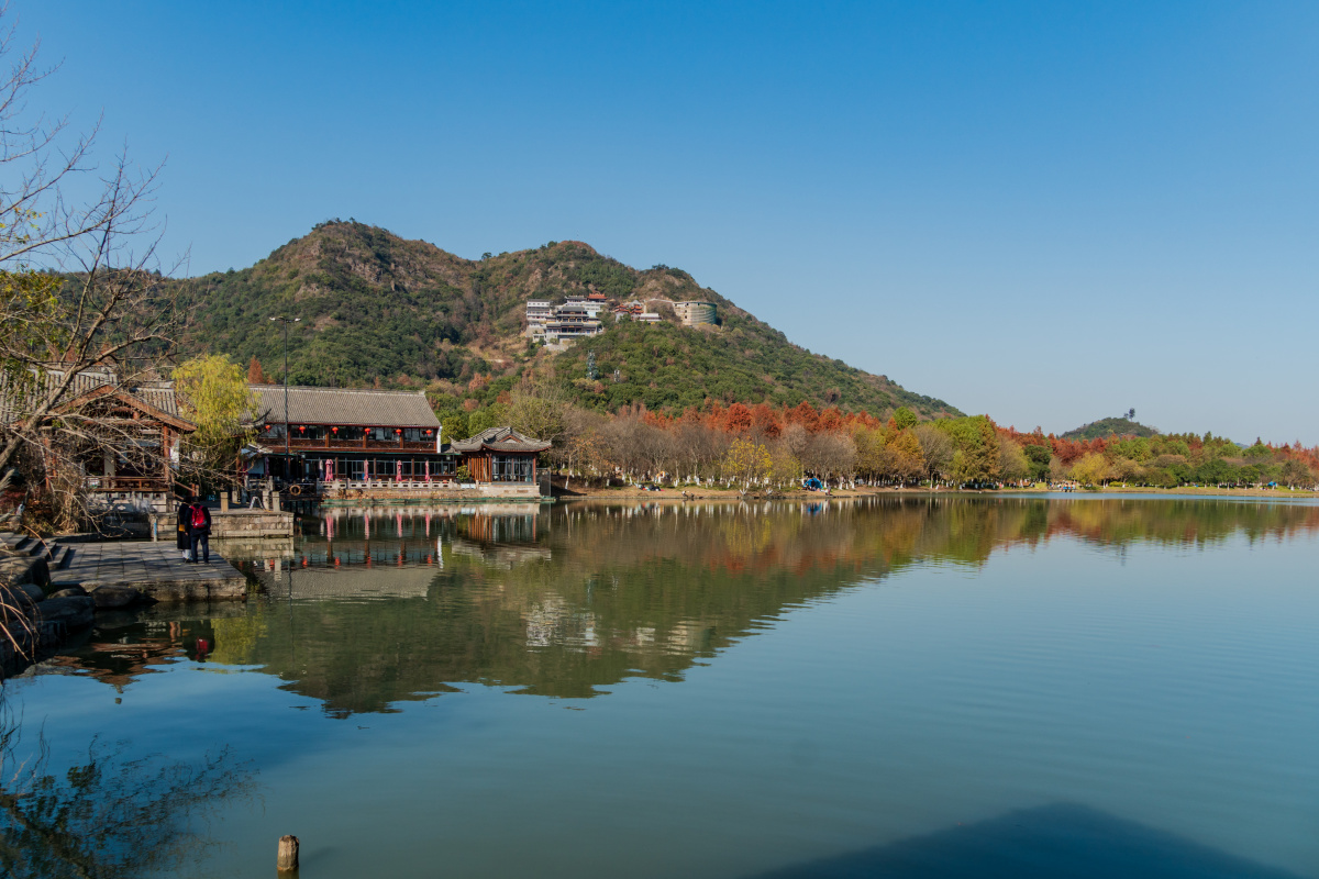 杭州湘湖老虎洞山秋色