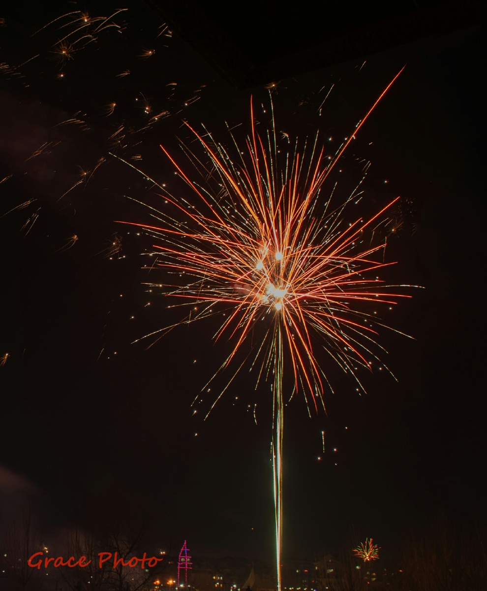 除夕之夜小礼花