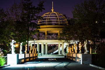 181808