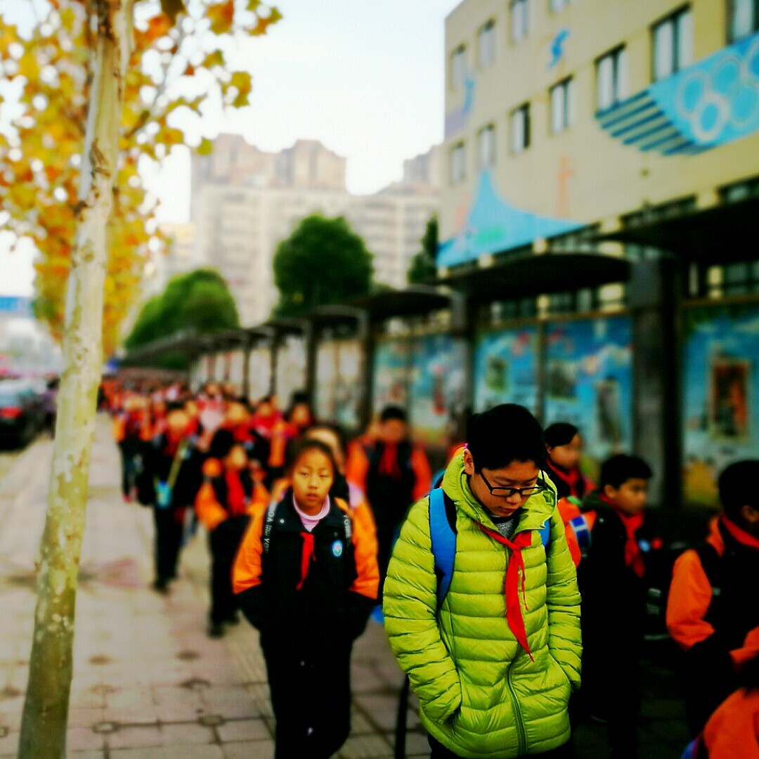 今天我没穿校服