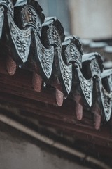 605830