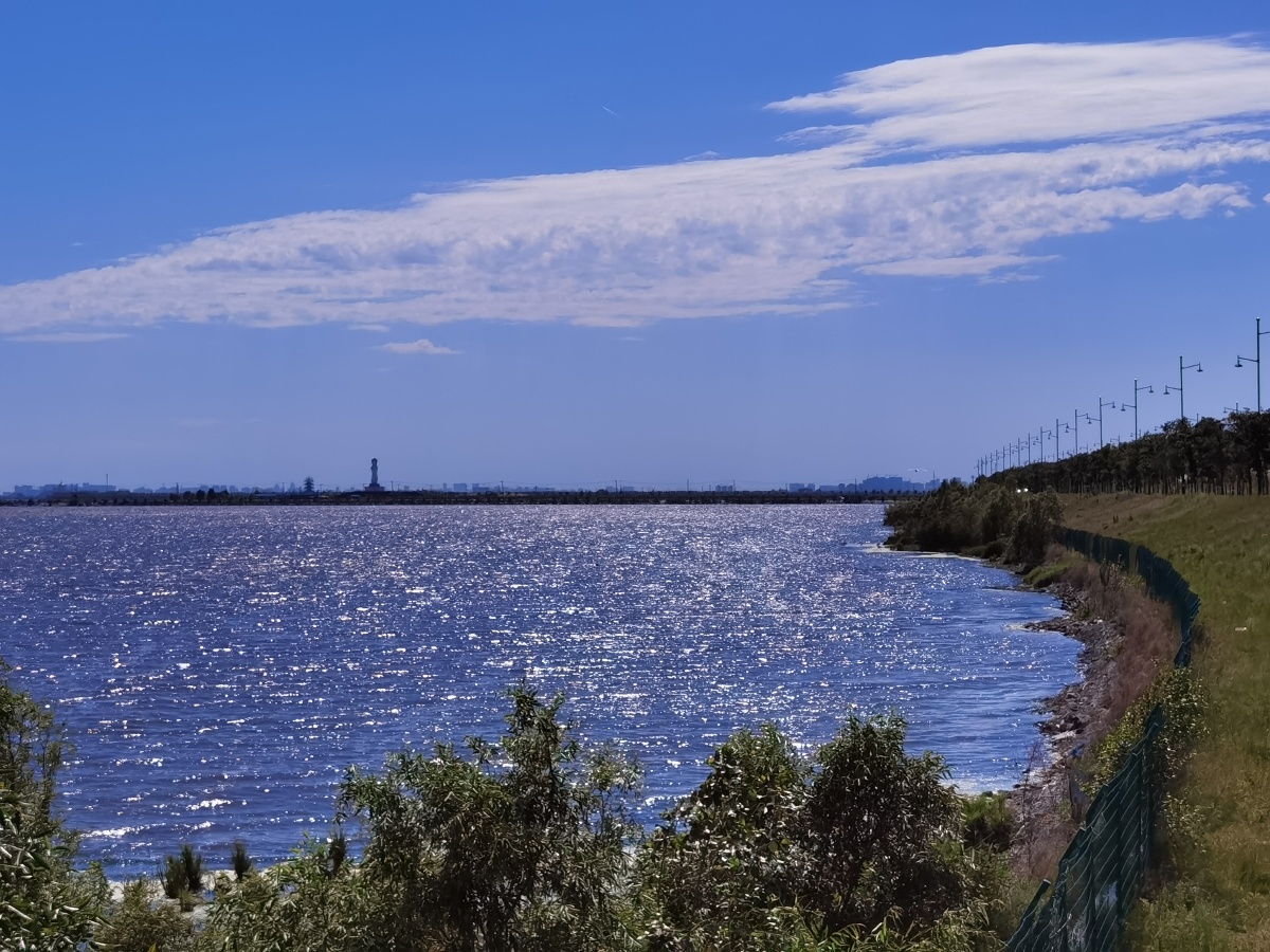 波光粼粼的呼兰河