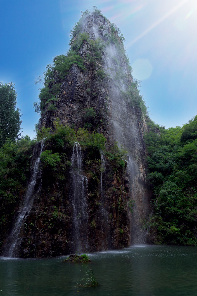 少无适俗韵性本爱丘山魏晋陶渊明
