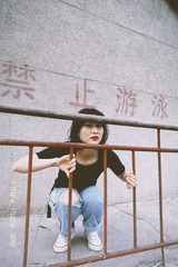 001