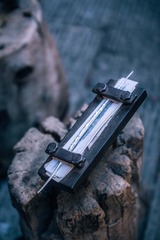 001