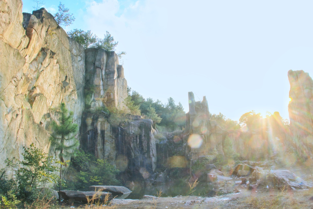 苏州天池山老鹰谷