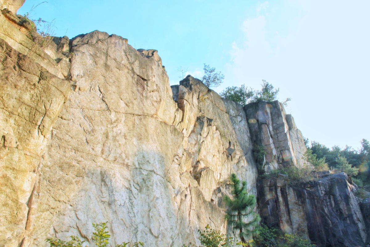 苏州天池山老鹰谷