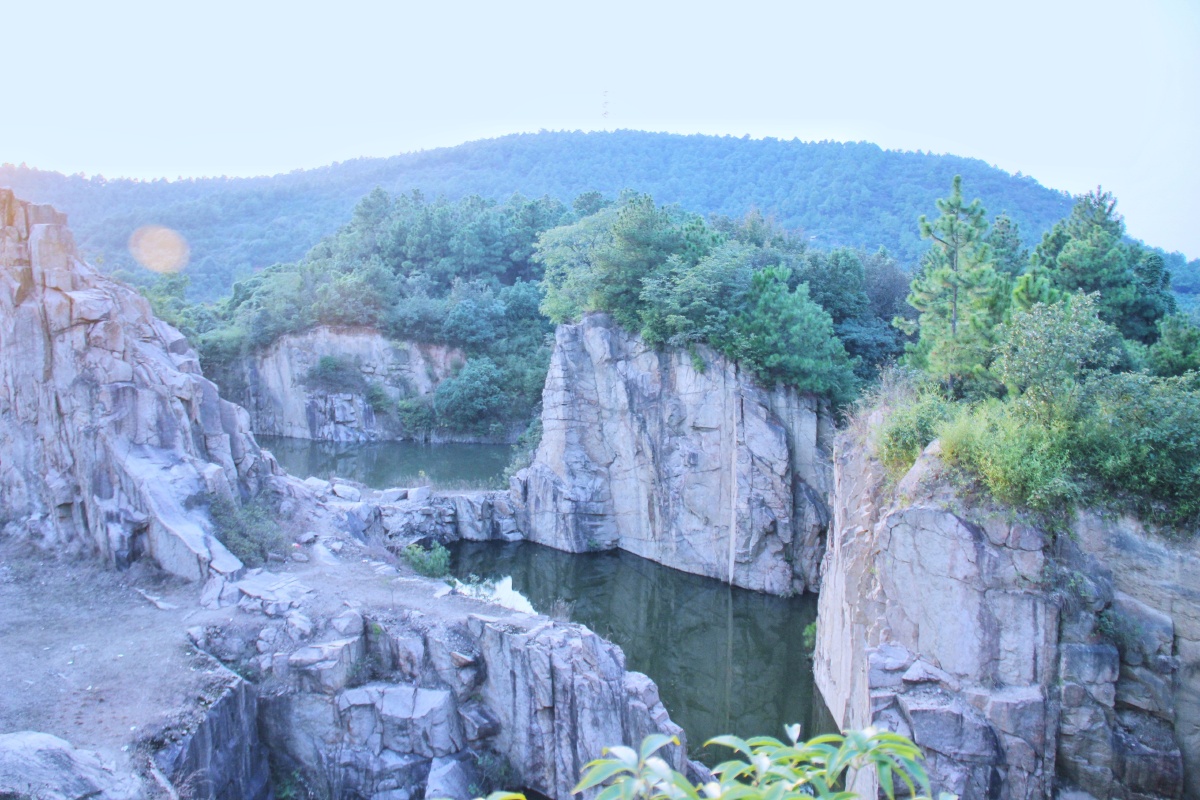 苏州天池山老鹰谷