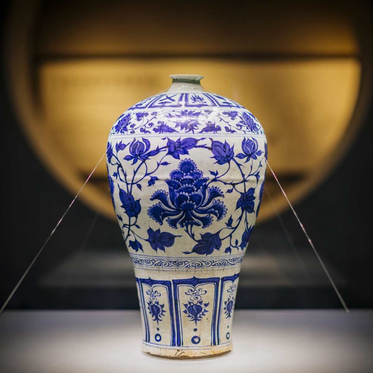 照片拍摄于景德镇的陶瓷博物馆,这里包含了中华民族的智慧和勤劳,认知