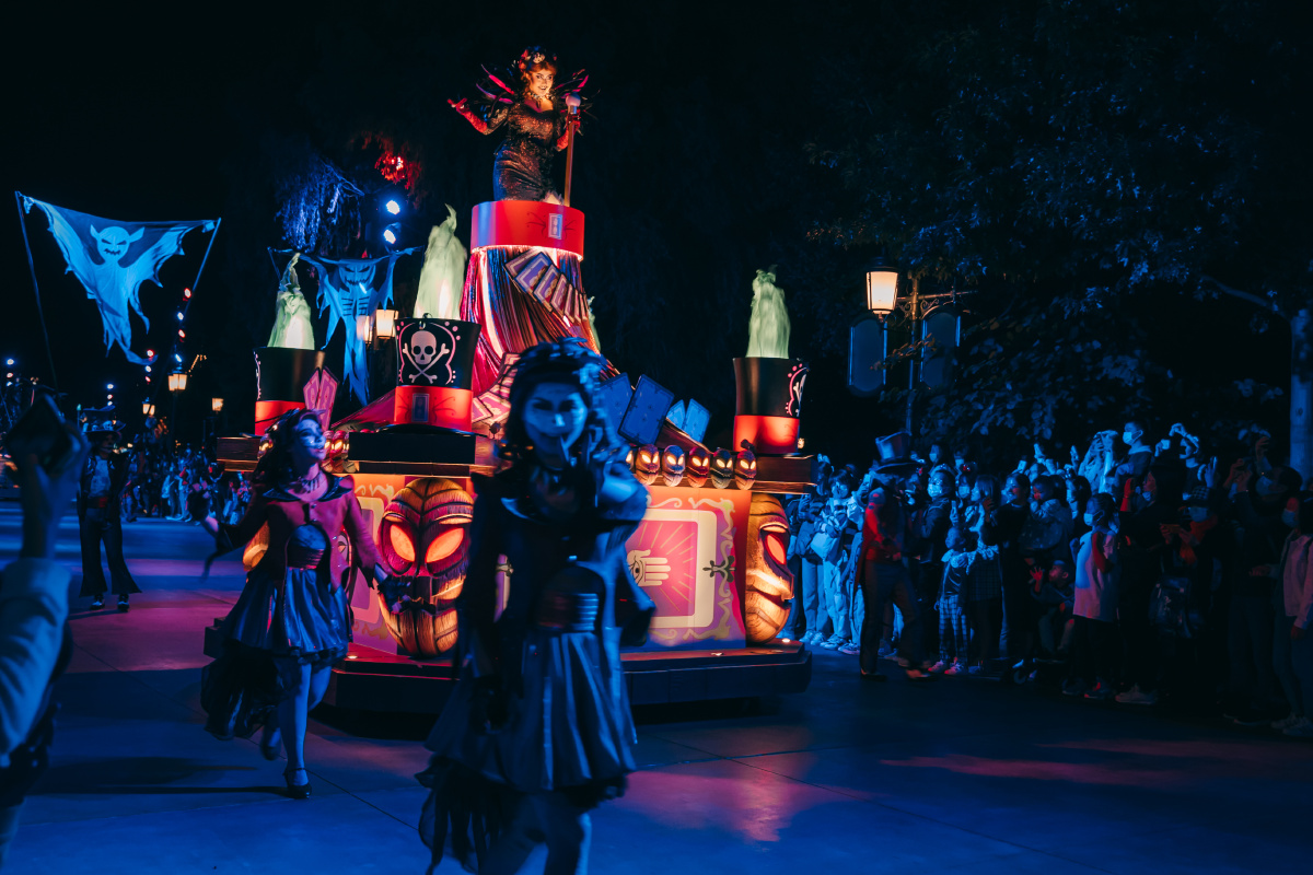 迪士尼万圣节花车巡游 - 迅游 - 图虫
