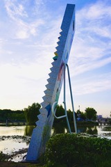 001