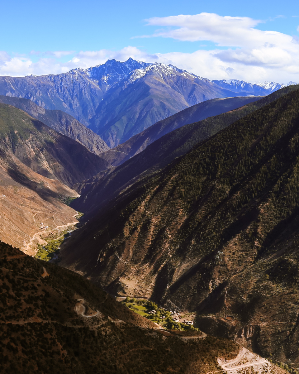 川藏线芒康觉巴山海拔3930