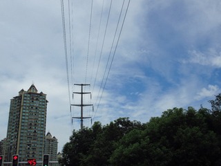2569625