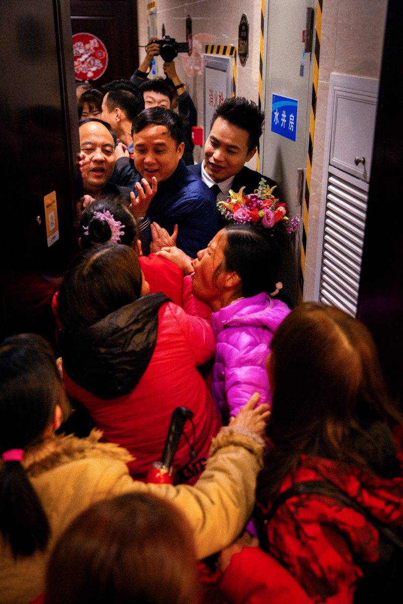 拦门- 铁血军心yong - 图虫