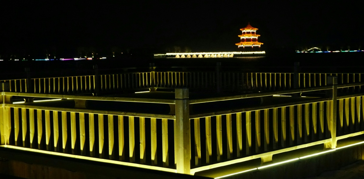 年的味道一一天颐湖夜色