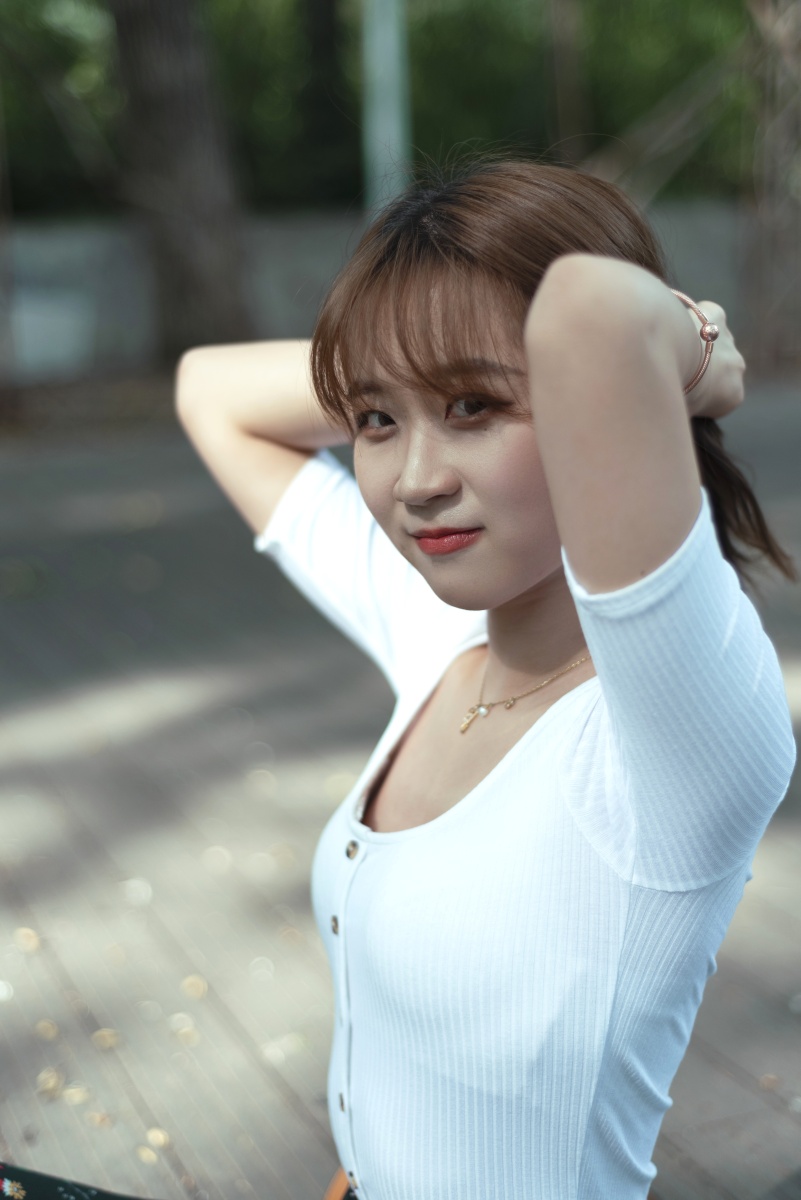 离校前赶紧找班上的小美女拍照练手毕业后就见不到了青春小清新希望