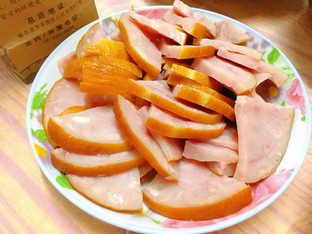 松仁小肚,我的最爱之一!不知道是不是东北特色小吃?