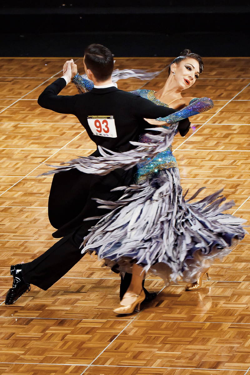 高贵典雅气质大方优雅时尚的华尔兹舞蹈