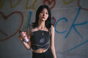 166397