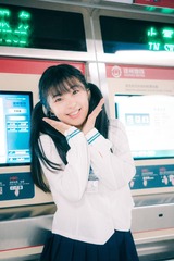 EF4A7E5C-CDF2-47F8-ADA3-A12DAFE4388D/L0/001