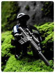 579929