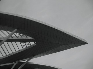 1860978