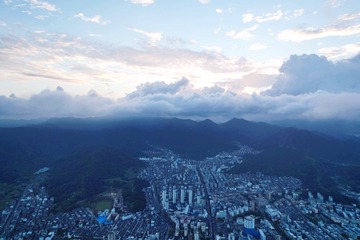 00A66E44-2548-40D5-992C-E33879A831EB/L0/001
