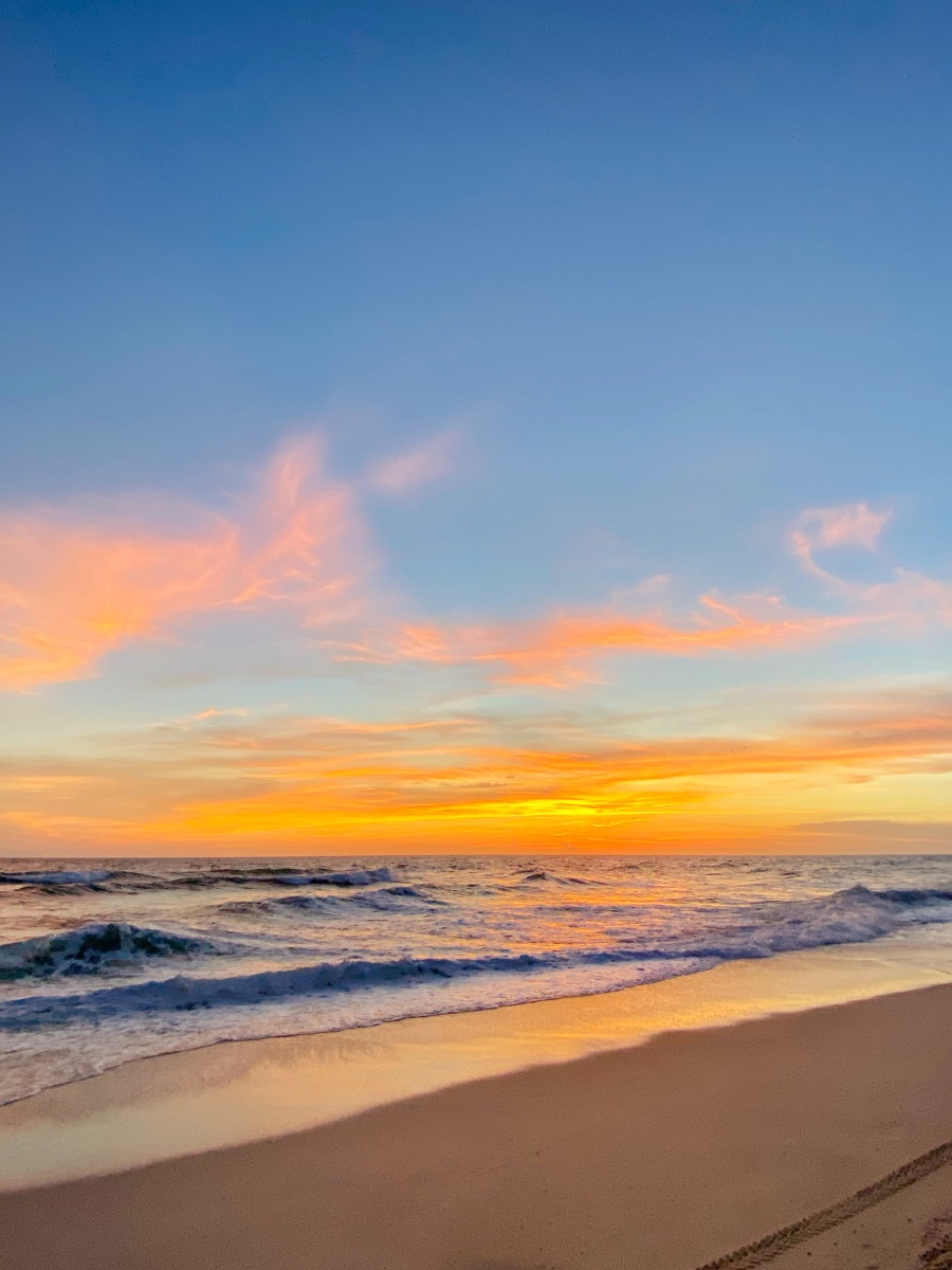 想念海边的日落