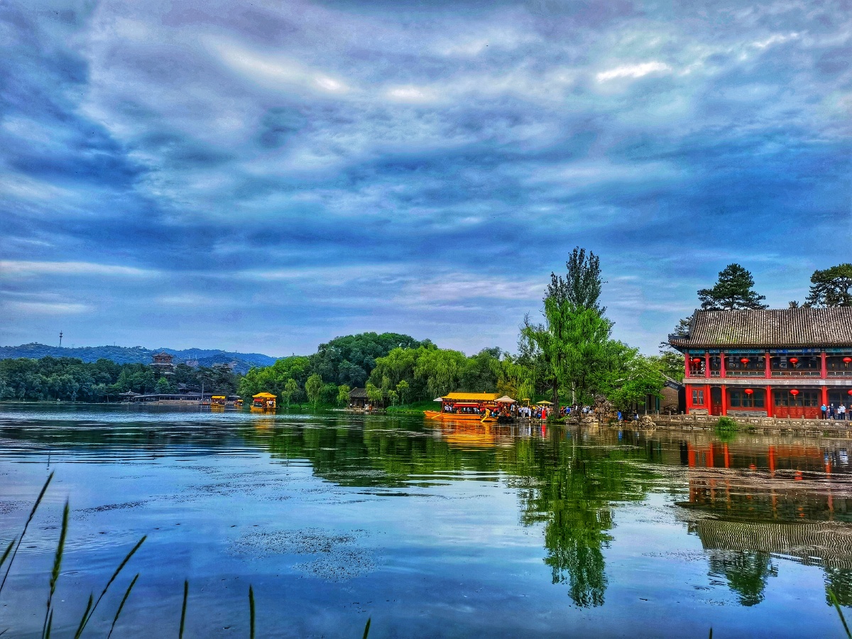 承德避暑山庄取自然山水之本色吸收江南塞北之风光