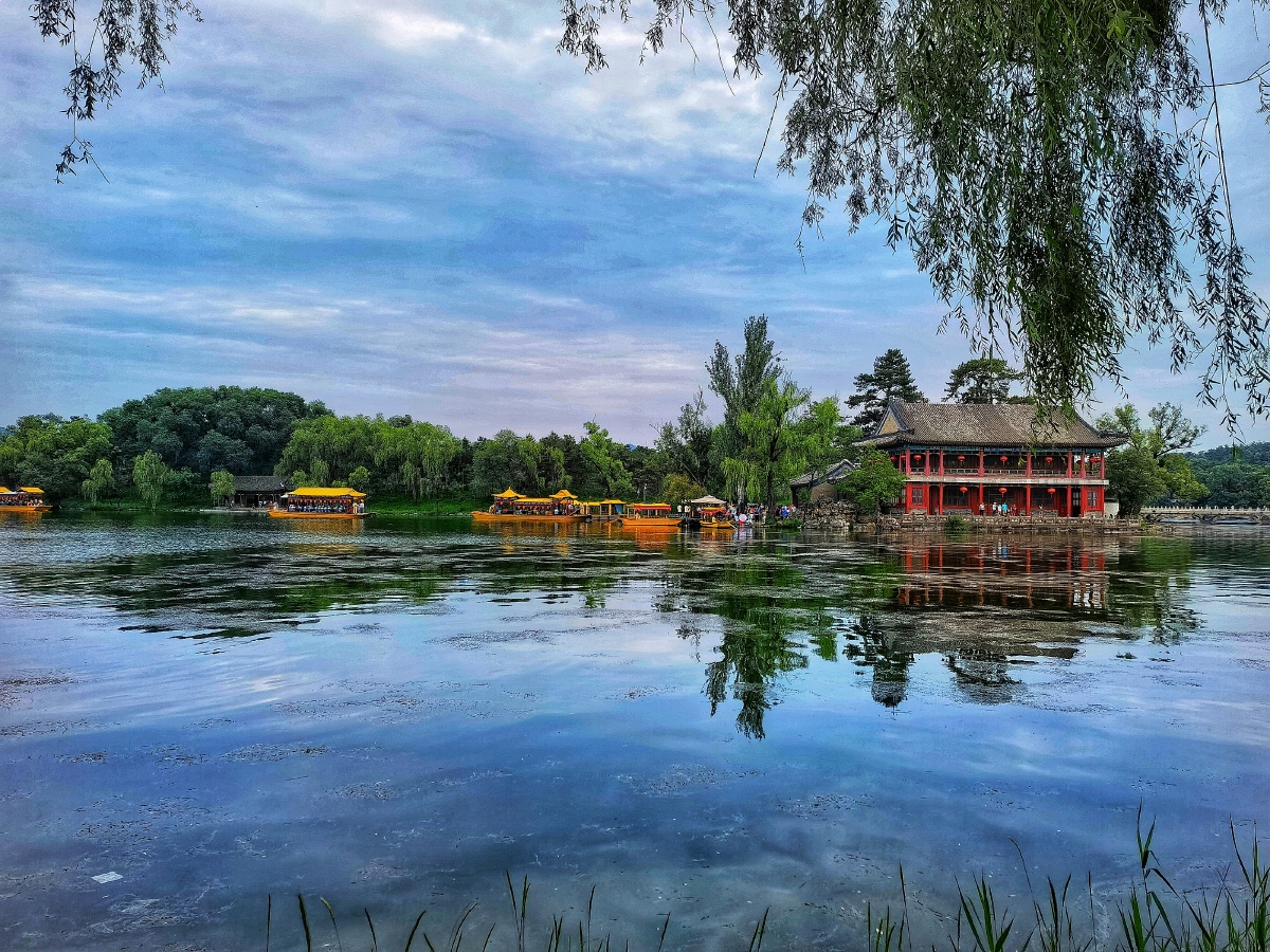 承德避暑山庄取自然山水之本色吸收江南塞北之风光