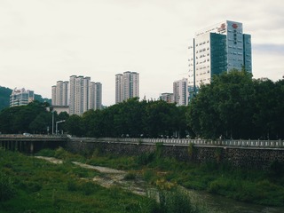 2284157