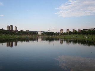 2095634