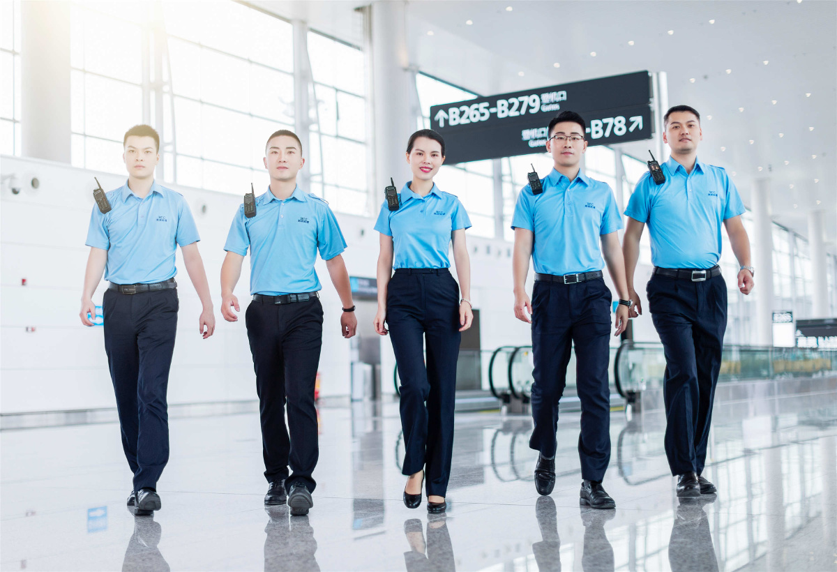南航地面服务制服形象
