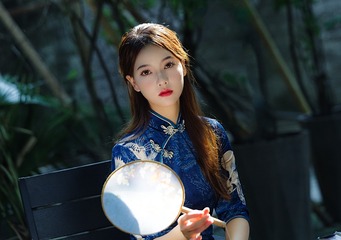 205111