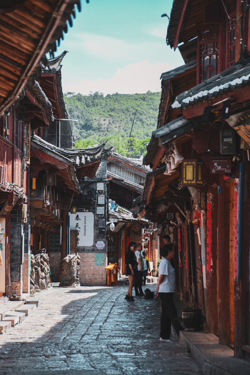 丽江大研古城的白天更多的是烟火