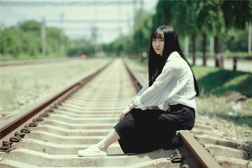 166020