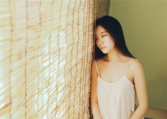 130527