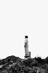 001